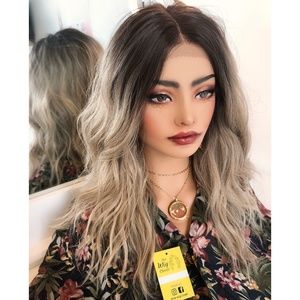 16" Ombre Ash Blonde Wig Dark Roots| Elizabeth